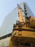 100T汽车吊全配重高空吊运建筑材料 100T汽车吊全配重高空吊运建筑材料